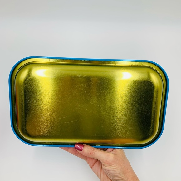 Blue Cookies rolling tray, I have been the only owner. Barely used. - Picture 3 of 4